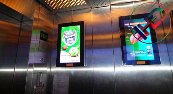 Quảng cáo trên LCD treo tường 32inch tiết kiệm hơn so với các phương thức quảng cáo truyền thống