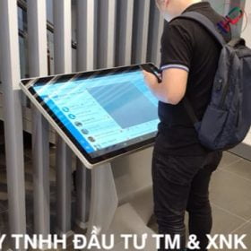 Lắp đặt màn hình quảng cáo tại Viglasela 5