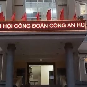 thi-cong-man-hinh-led-ngoai-troi-p10-cho-cong-an-soc-son