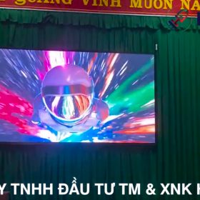 thi-cong-man-hinh-led-tai-truong-boi-duong-trinh-tri-dak-lak