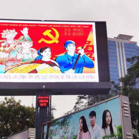 Cong-trinh-thi-cong-man-hinh-led-tai-phu-tho