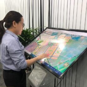 Lap-dat-man-hinh-quang-cao-tai-binh-duong