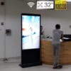 Màn Hình Quảng Cáo LCD Chân Đứng 32 Inch Wifi: Giải Pháp Hiển Thị Hiệu Quả 2026 - Hải Lộc
