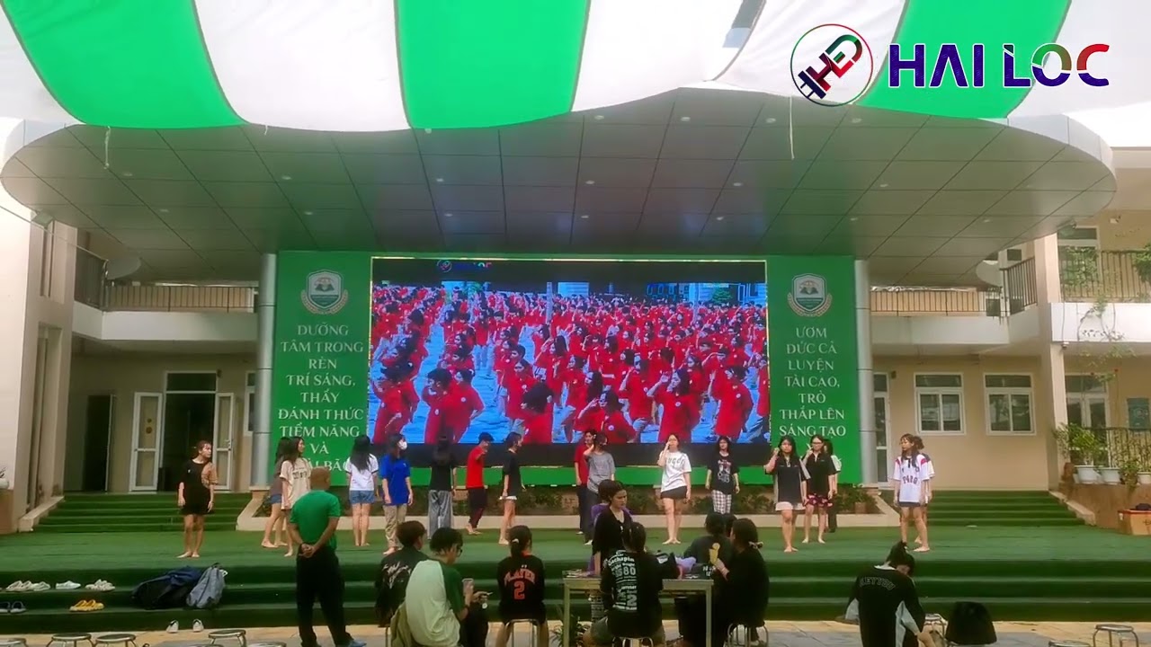 Thi công màn hình LED P4 tại Trường THPT Mỹ Đình – Chào năm học mới - Hình ảnh dự án thực tế LED Hải Lộc thi công