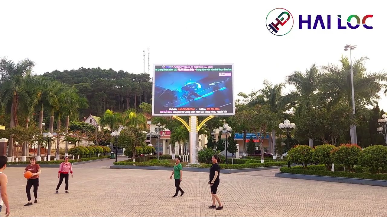 Thi công cột màn hình LED P5 tại Quảng trường Lâm Hà, Lâm Đồng - Hình ảnh dự án thực tế LED Hải Lộc thi công