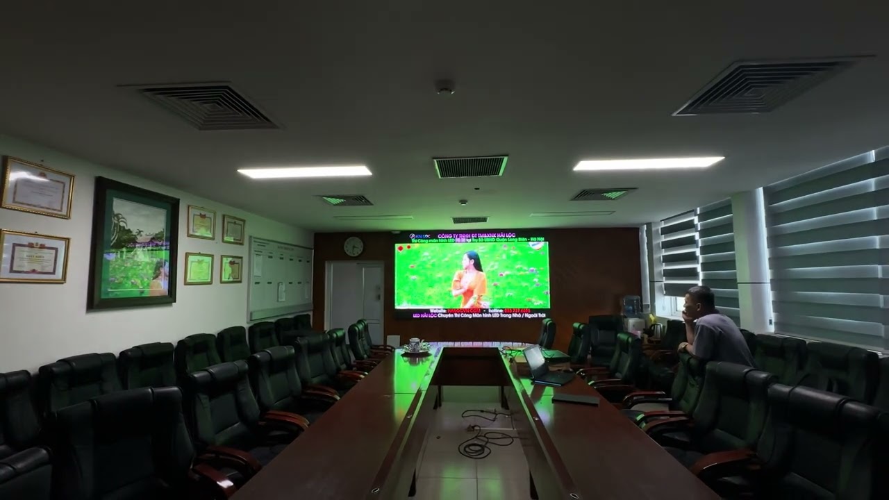 Thi công màn hình LED P2.5 indoor cho UBND Long Biên – Hải Lộc - Hình ảnh dự án thực tế LED Hải Lộc thi công