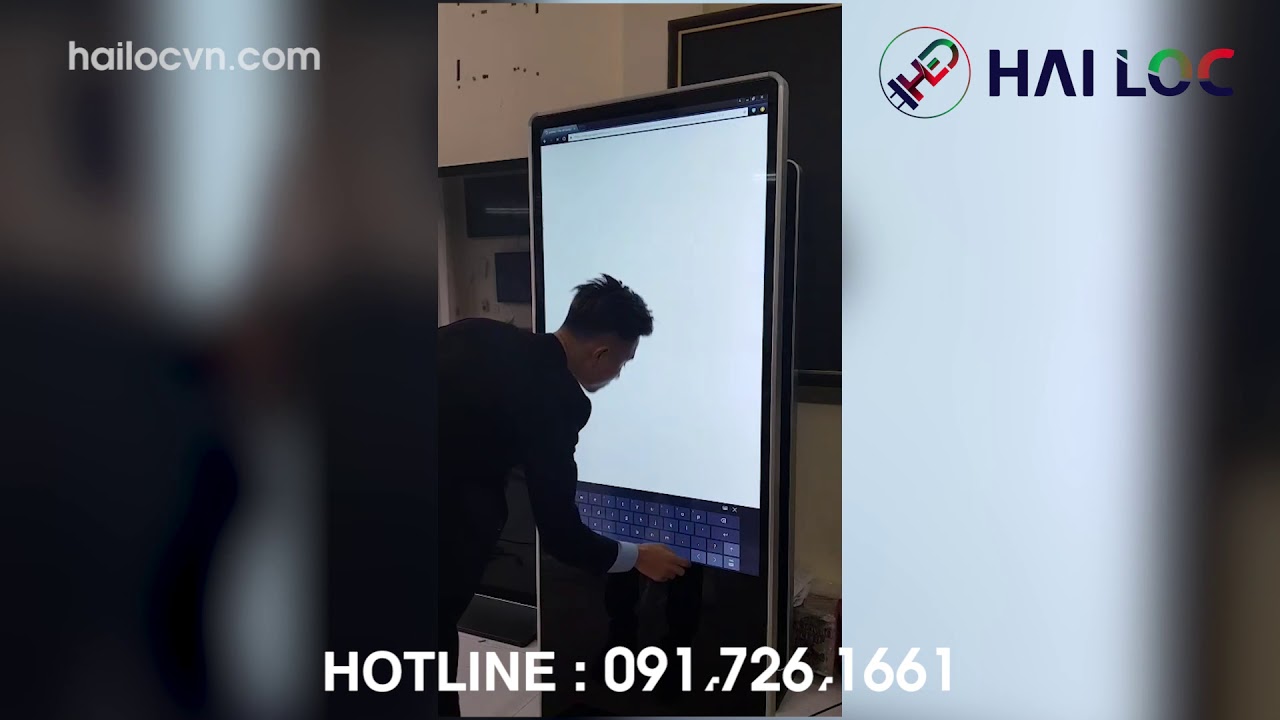 Vận chuyển màn hình 65 inch tại Lotte Hà Nội - Dự án Showroom - Hình ảnh dự án thực tế LED Hải Lộc thi công